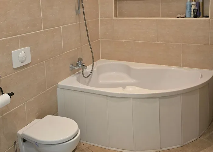 Cozy & Silent Butas *